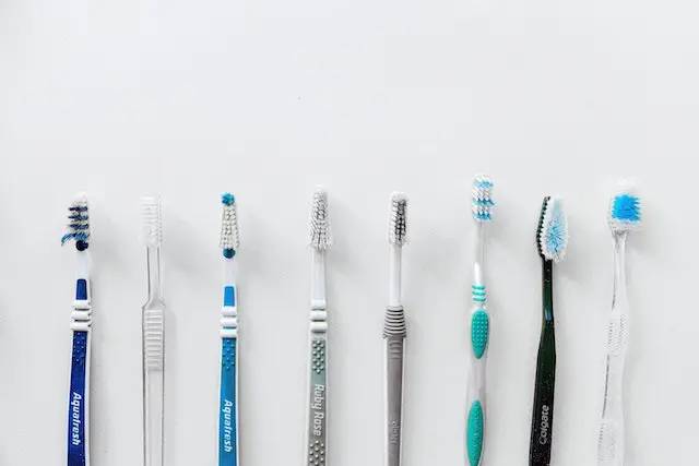 RICHSA_Como-elegir-el-cepillo-de-dientes-adecuado
